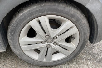 PEUGEOT 208 1 PHASE 2 1.2 VTI - 12V