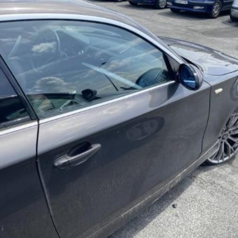Porte avant droit BMW SERIE 1 E81 Photo n°14