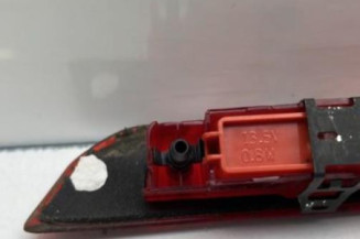 Feu arriere stop central FORD FOCUS 3