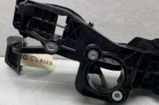 Pedale de frein MERCEDES CLASSE CLA 118
