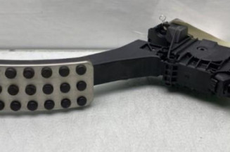 Pedalier d'accelerateur MERCEDES CLASSE CLA 118 Photo n°1