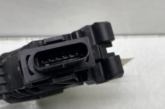 Pedale d'accelerateur MERCEDES CLASSE CLA 118