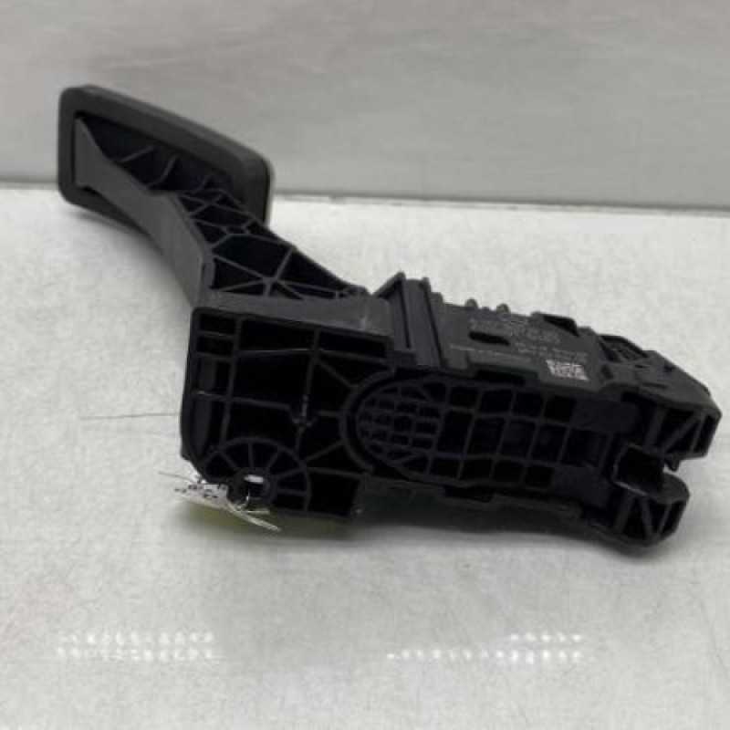 Pedalier d'accelerateur MERCEDES CLASSE CLA 118 Photo n°5