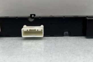 Bouton de warning KIA CEE-D 1