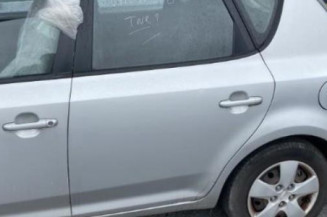 Bouton de warning KIA CEE-D 1