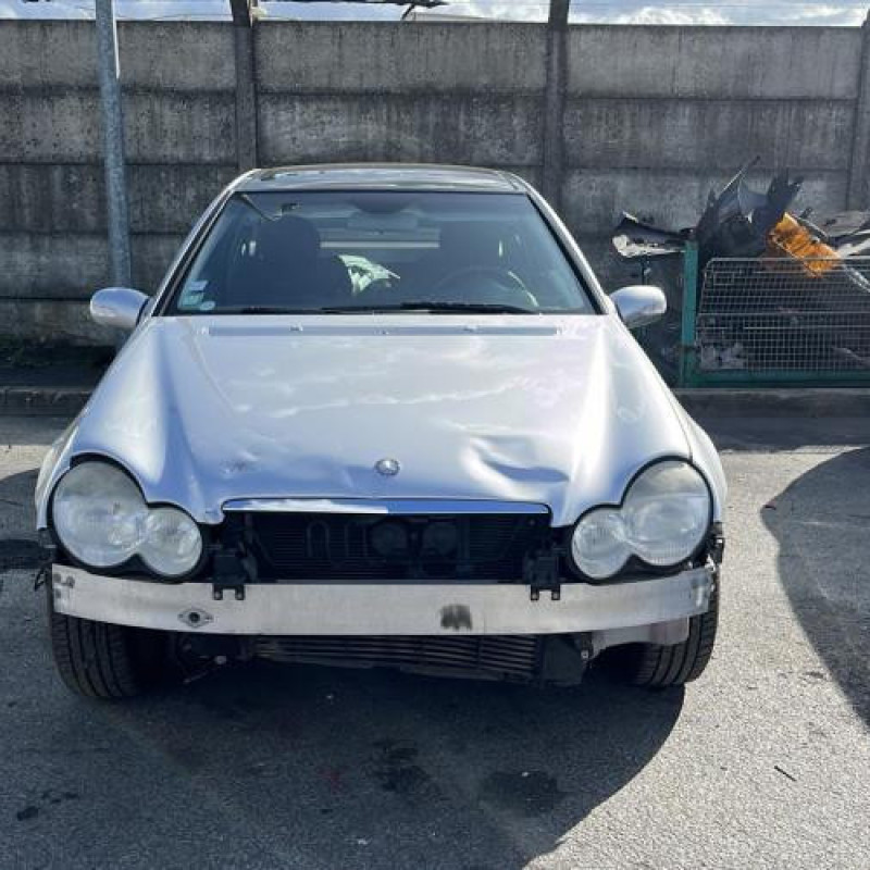 Jante MERCEDES CLASSE C 203 COUPE SPORT Photo n°4