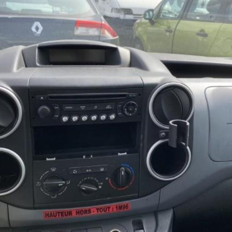 Pretensionneur de ceinture avant droit CITROEN BERLINGO 2 Photo n°15