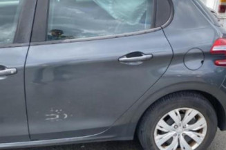 Autoradio d'origine PEUGEOT 208 1
