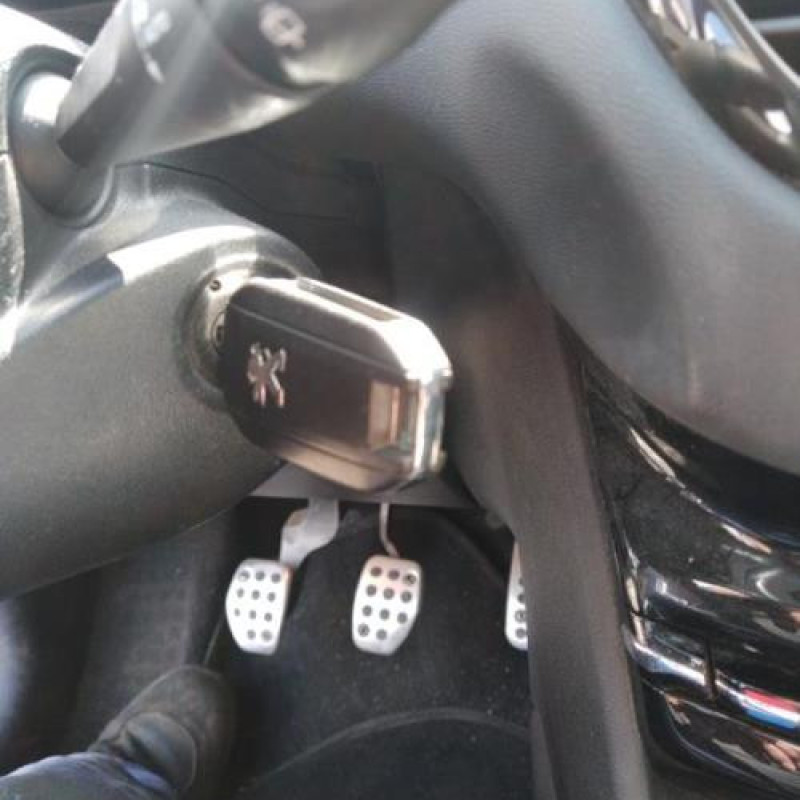 Compteur PEUGEOT 208 1 Photo n°18