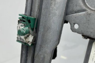 Leve vitre electrique avant gauche RENAULT CLIO 3