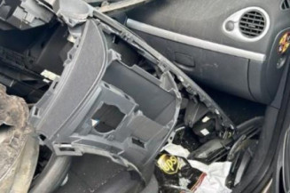 Leve vitre electrique avant gauche RENAULT CLIO 3