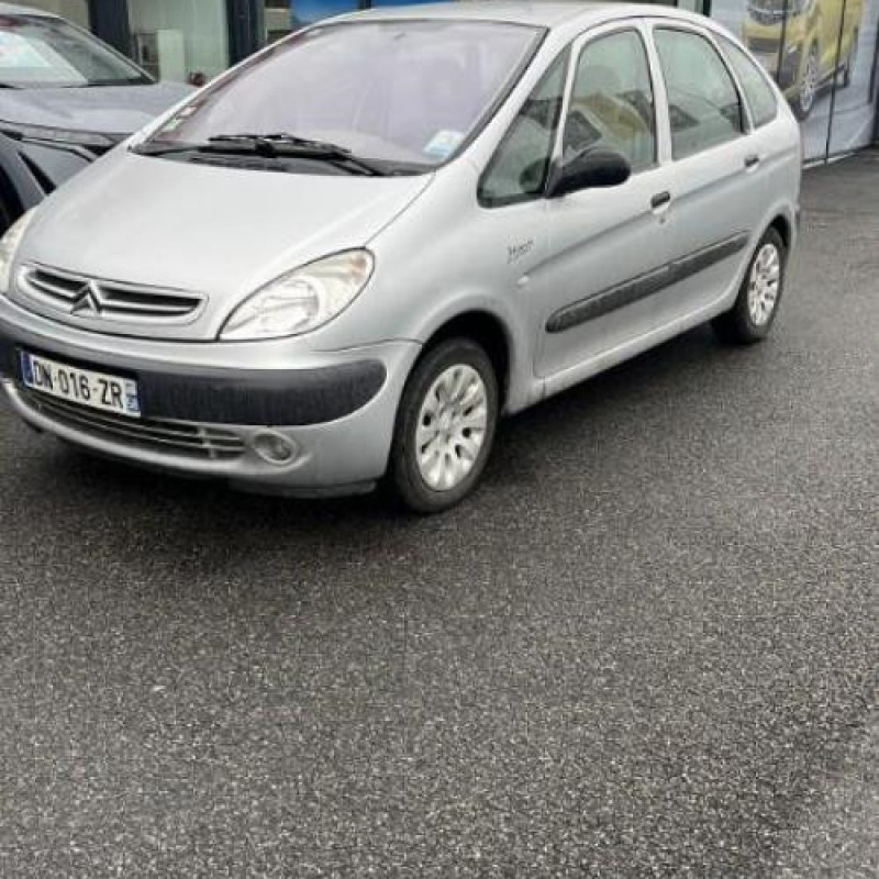 Optique avant principal droit (feux)(phare) CITROEN XSARA PICASSO Photo n°9