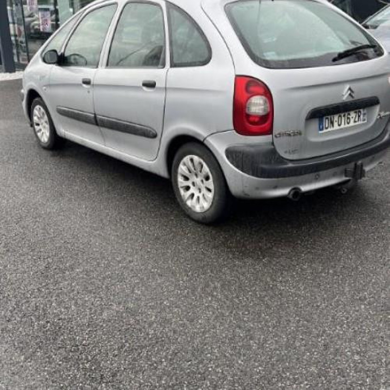 Optique avant principal droit (feux)(phare) CITROEN XSARA PICASSO Photo n°12