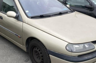 Feu arriere principal droit (feux) RENAULT LAGUNA 1