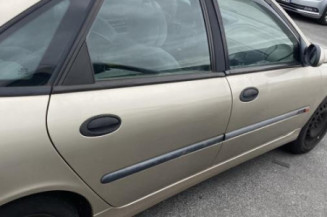 Feu arriere principal droit (feux) RENAULT LAGUNA 1