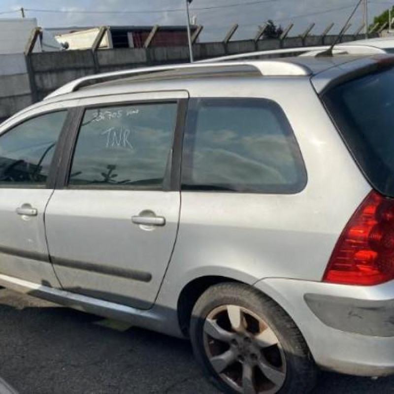 Boitier servitude moteur (BSM) PEUGEOT 307 Photo n°10