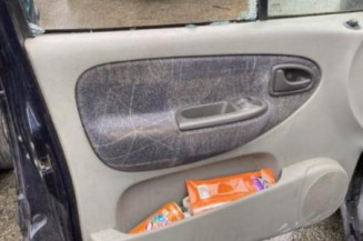 Interrupteur de leve vitre avant gauche RENAULT SCENIC 1