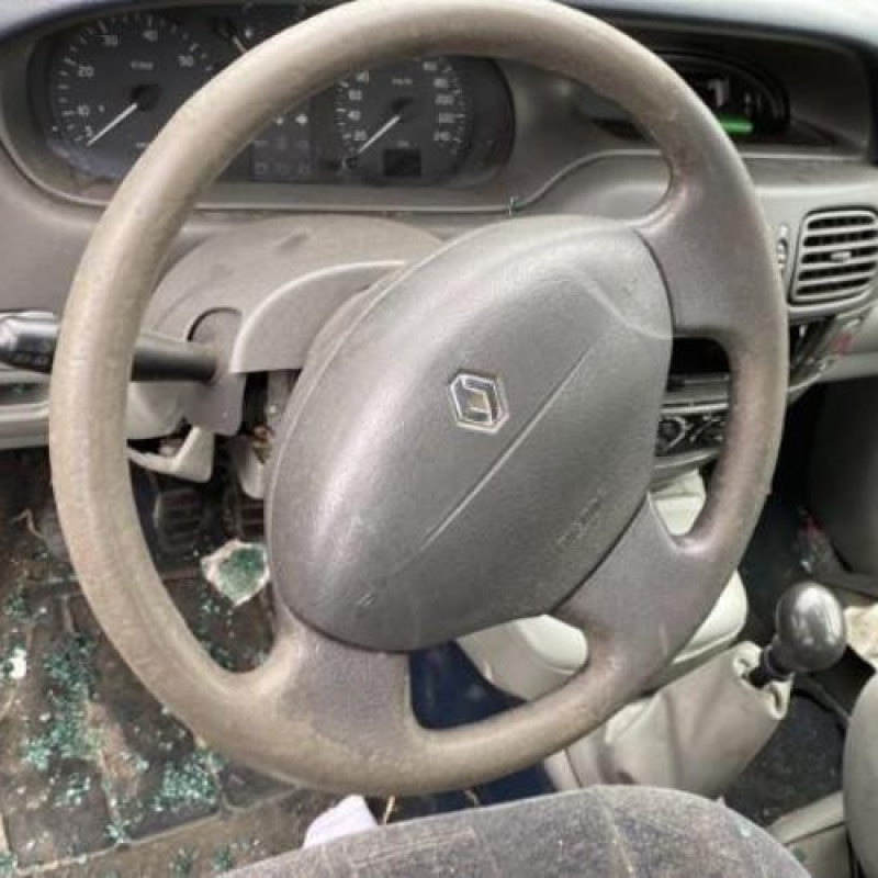 Interrupteur de leve vitre avant droit RENAULT SCENIC 1 Photo n°19