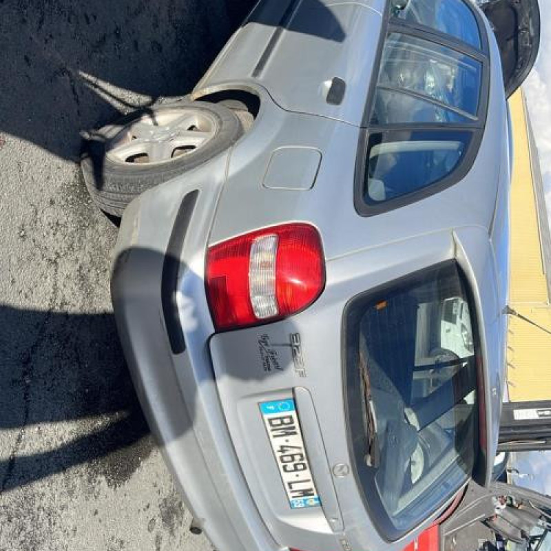 Neiman MAZDA 323 6 Photo n°8