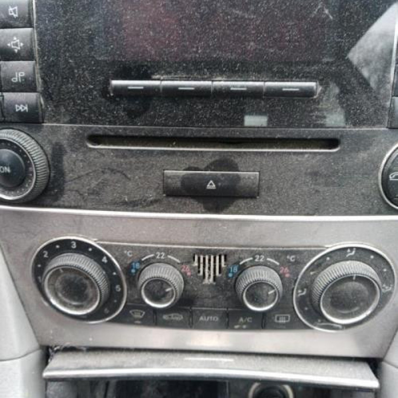 Commande chauffage MERCEDES CLASSE C 203 COUPE SPORT Photo n°14