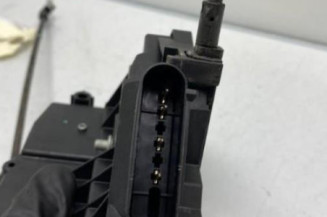 Serrure avant droit FORD FOCUS 3