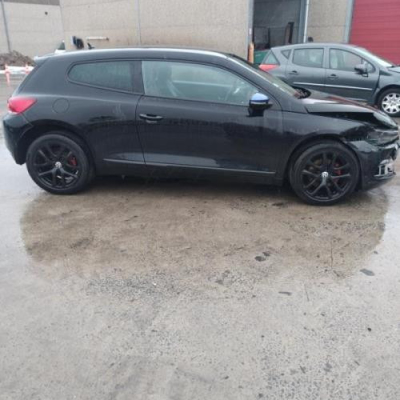 Bouton de warning VOLKSWAGEN SCIROCCO 3 Photo n°5