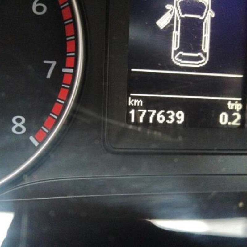 Bouton de warning VOLKSWAGEN SCIROCCO 3 Photo n°13