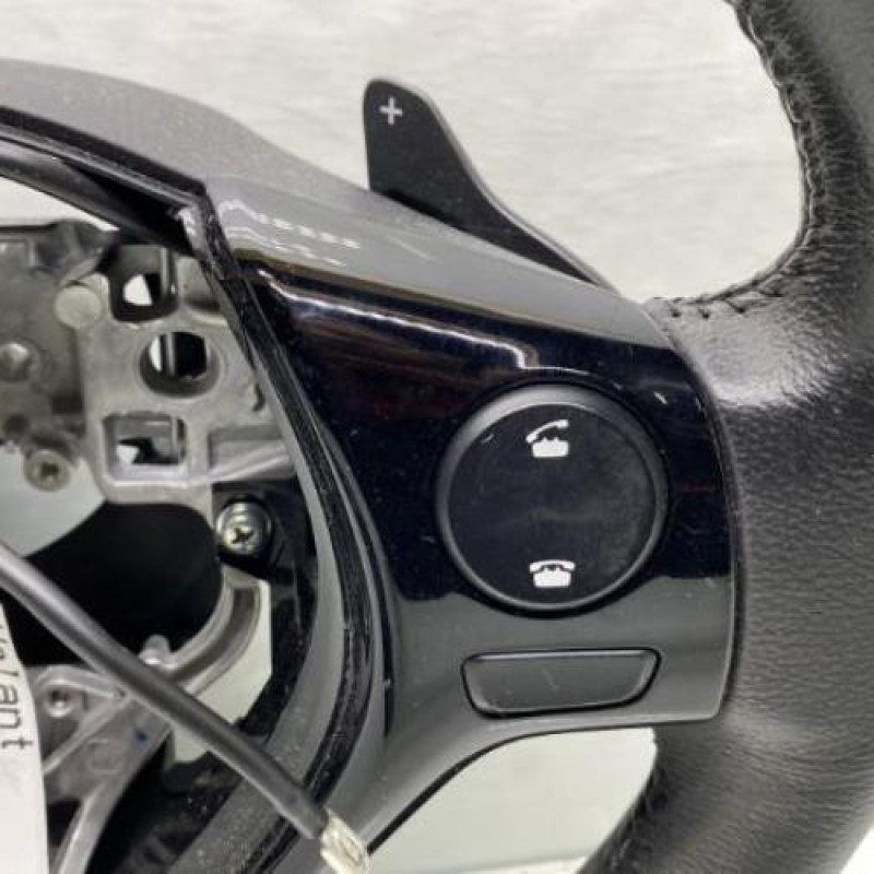 Volant PEUGEOT 108 Photo n°3