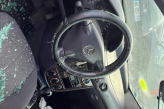 Feu arriere principal droit (feux) MERCEDES CLASSE A 168