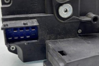 Serrure avant gauche OPEL CORSA C