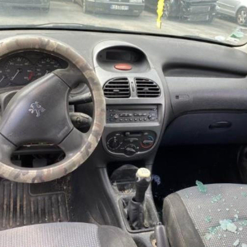Air bag conducteur PEUGEOT 206 Photo n°16