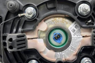 Air bag conducteur PEUGEOT 5008 1