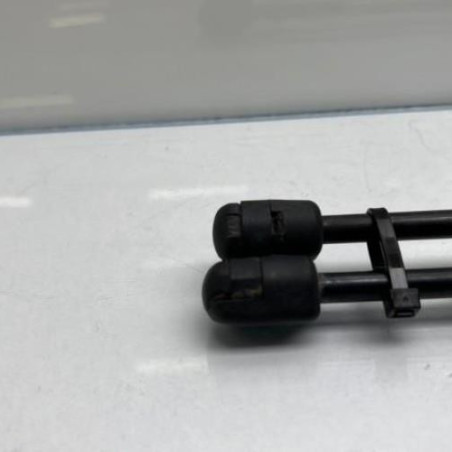 Verin de coffre PEUGEOT 5008 1
