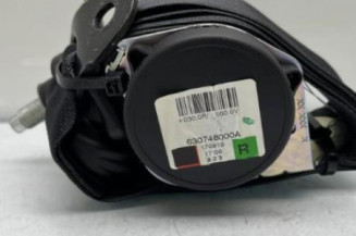 Ceinture arriere droit NISSAN JUKE 1