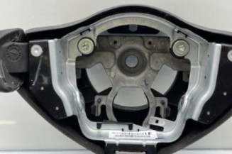 Volant NISSAN JUKE 1