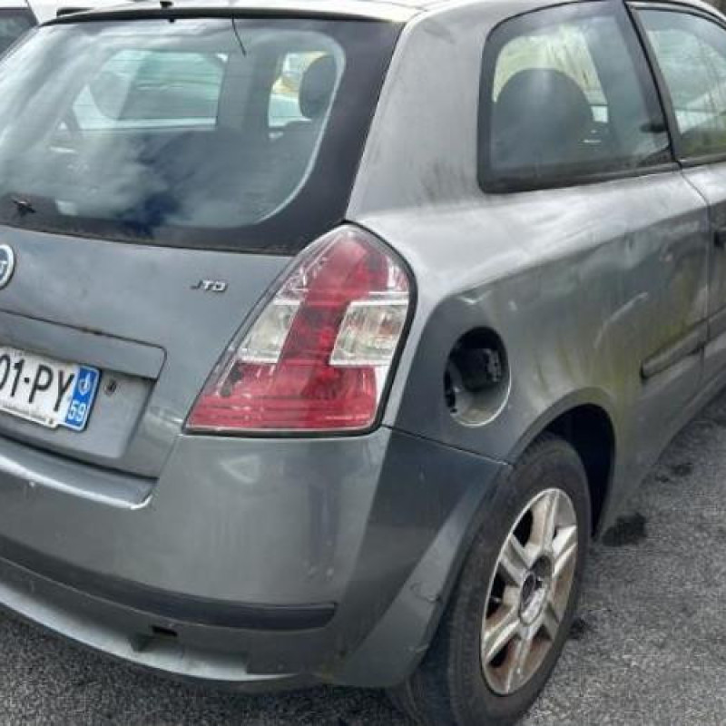 Serrure avant droit FIAT STILO Photo n°9