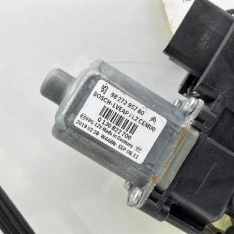 Leve vitre electrique avant droit CITROEN C4 CACTUS Photo n°10