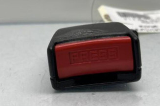 Attache ceinture arriere gauche CITROEN XSARA PICASSO