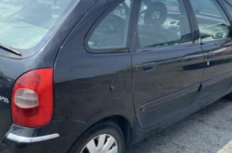 Attache ceinture arriere gauche CITROEN XSARA PICASSO