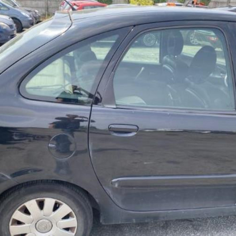 Attache ceinture arriere gauche CITROEN XSARA PICASSO Photo n°11