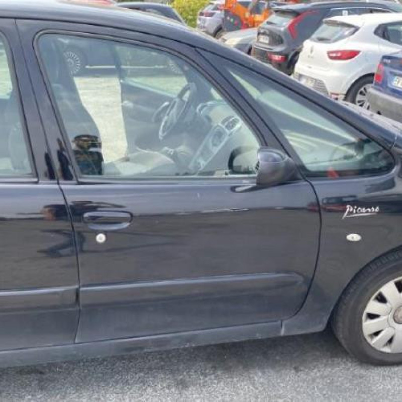 Attache ceinture arriere gauche CITROEN XSARA PICASSO Photo n°12