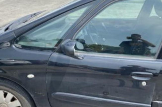 Attache ceinture arriere gauche CITROEN XSARA PICASSO