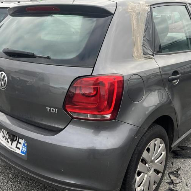 Air bag conducteur VOLKSWAGEN POLO 5 Photo n°9