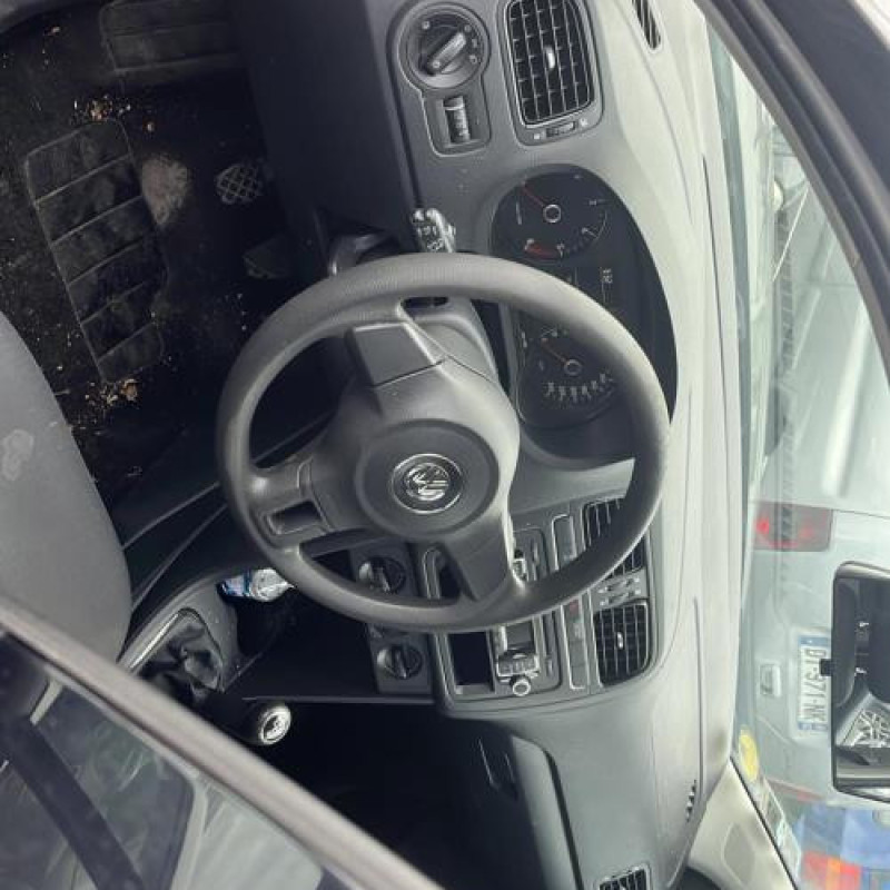 Air bag conducteur VOLKSWAGEN POLO 5 Photo n°11