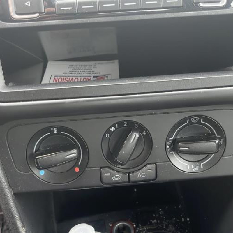 Air bag conducteur VOLKSWAGEN POLO 5 Photo n°12