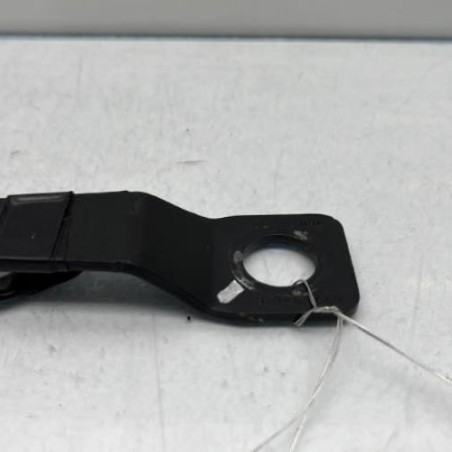 Attache ceinture avant droit SUZUKI CELERIO