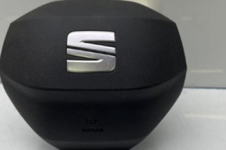 Air bag conducteur SEAT IBIZA 5 Photo n°1