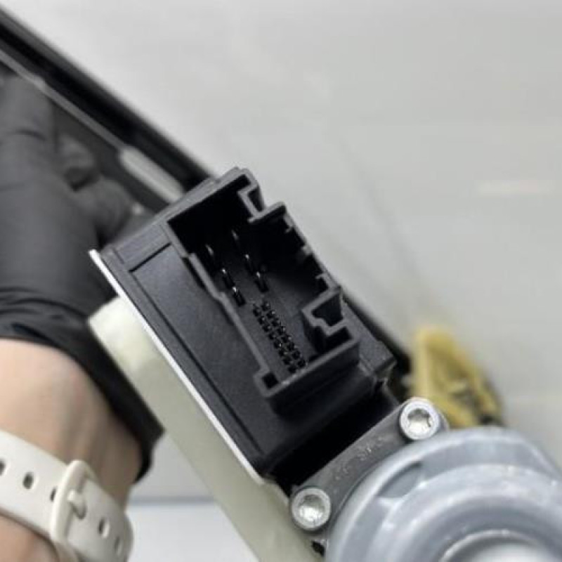 Leve vitre electrique avant droit SEAT IBIZA 5 Photo n°7