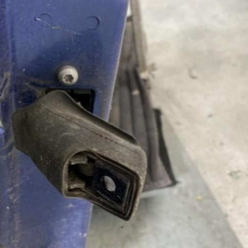 Porte avant droit BMW SERIE 1 E81 Photo n°6