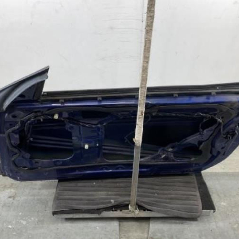 Porte avant droit BMW SERIE 1 E81 Photo n°8